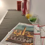 Grigio Perla Panigale, Con Giardino E Parcheggio Privato Fino A Tre Posti Auto - Un Oasi Di Tranquillità - Vicina All'aeroporto Marconi, Unipol Arena E Fiera