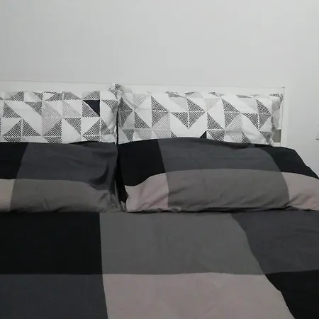 Grigio Perla Residenza, Casa Indipendente Con Parcheggio Privato E Giardino Appartamento