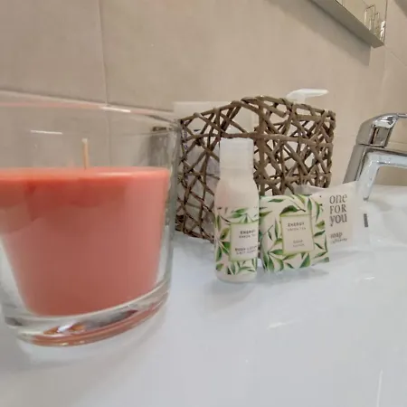 Appartamento Grigio Perla Residenza, Casa Indipendente Con Parcheggio Privato E Giardino *