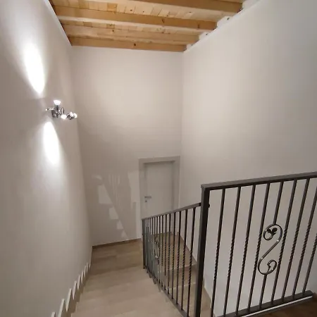 Grigio Perla Residenza, Casa Indipendente Con Parcheggio Privato E Giardino Appartamento