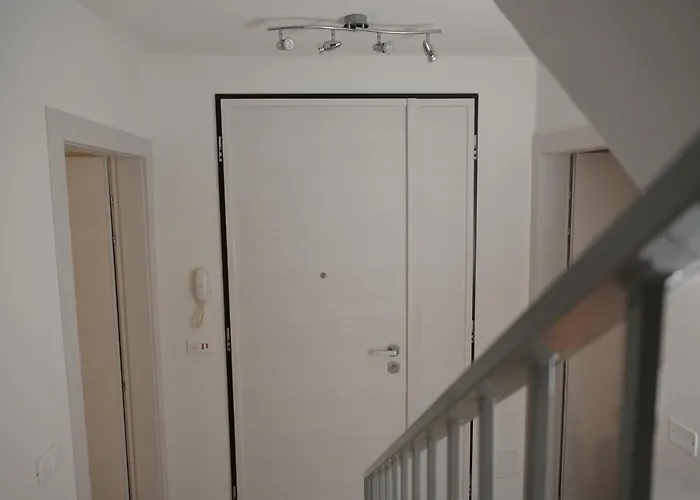 Grigio Perla Panigale, Con Giardino E Parcheggio Privato Fino A Tre Posti Auto - Un Oasi Di Tranquillità - Vicina All'aeroporto Marconi, Unipol Arena E Fiera Appartement *