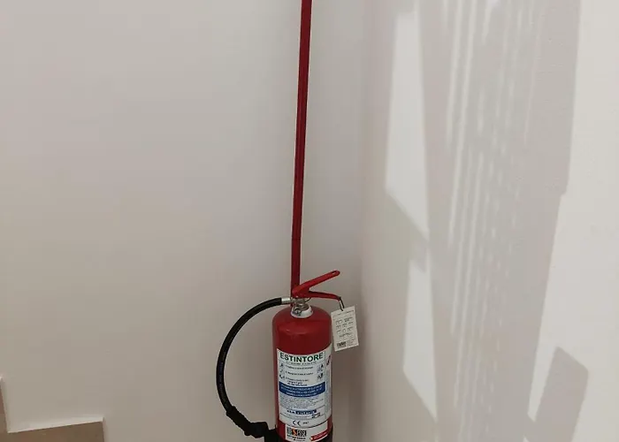 Appartement Grigio Perla Panigale, Con Giardino E Parcheggio Privato Fino A Tre Posti Auto - Un Oasi Di Tranquillità - Vicina All'aeroporto Marconi, Unipol Arena E Fiera *