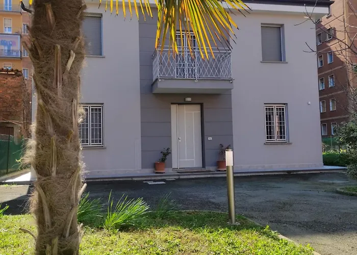 Grigio Perla Panigale, Con Giardino E Parcheggio Privato Fino A Tre Posti Auto - Un Oasi Di Tranquillità - Vicina All'aeroporto Marconi, Unipol Arena E Fiera Appartement Bologne