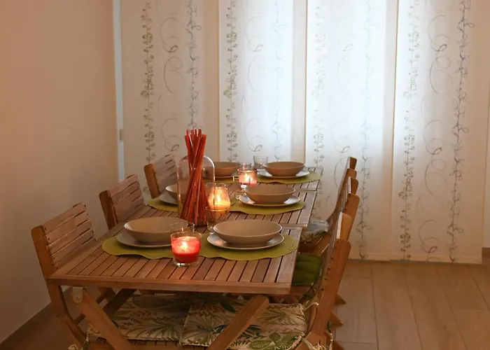 Grigio Perla Panigale, Con Giardino E Parcheggio Privato Fino A Tre Posti Auto - Un Oasi Di Tranquillità - Vicina All'aeroporto Marconi, Unipol Arena E Fiera Appartement