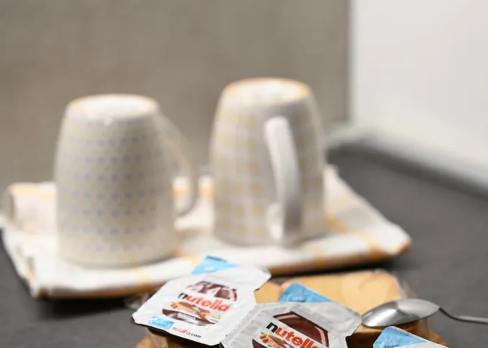 Appartement Grigio Perla Panigale, Con Giardino E Parcheggio Privato Fino A Tre Posti Auto - Un Oasi Di Tranquillità - Vicina All'aeroporto Marconi, Unipol Arena E Fiera *