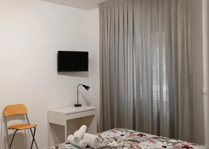 Grigio Perla Panigale, Con Giardino E Parcheggio Privato Fino A Tre Posti Auto - Un Oasi Di Tranquillità - Vicina All'aeroporto Marconi, Unipol Arena E Fiera Appartement Bologne