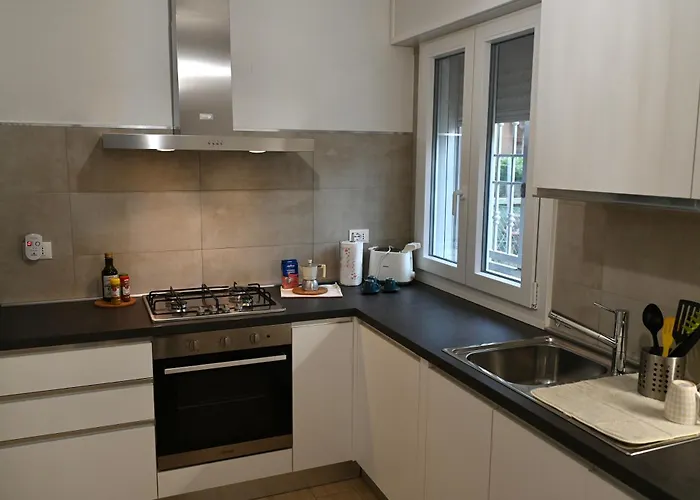 Appartement Grigio Perla Panigale, Con Giardino E Parcheggio Privato Fino A Tre Posti Auto - Un Oasi Di Tranquillità - Vicina All'aeroporto Marconi, Unipol Arena E Fiera Bologne